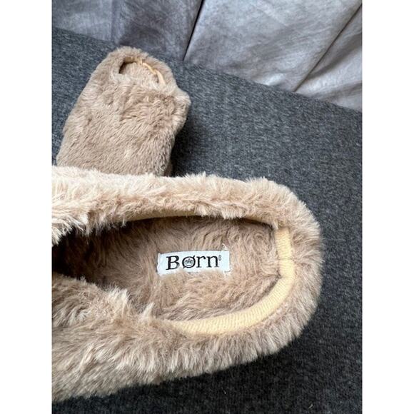 Born Women's Sz 5/6 Clog Slip On Faux Fur Shearling Slipper Clog - Picture 6 of 8